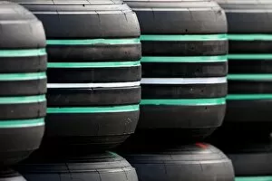 Images Dated 10th October 2008: Formula One World Championship: Green markings on the Bridgestone tyres