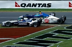 Images Dated 5th March 2001: Formula One World Championship: Juan Pablo Montoya BMW Williams FW23, Olivier Panis BAR Honda 003