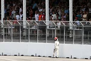Formula One World Championship: Kamui Kobayashi BMW Sauber C29 crashed out of the race
