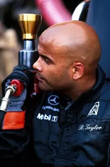 Formula One World Championship: Mclaren Mechanic