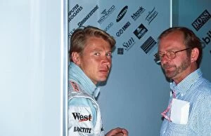 Images Dated 18th December 2000: Formula One World Championship: Mika Hakkinen Mclaren MP4-14 with his Manager Didier