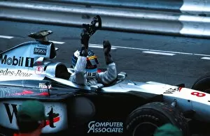 Gp Win Gallery: Formula One World Championship: Mika Hakkinen Mclaren MP4-13