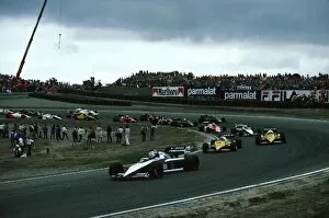 1983 Gallery: Formula One World Championship: Nelson Piquet Brabham BT52B leads the field out of the first corner