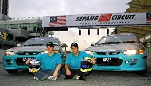 Team Mate Collection: Formula One World Championship: New Sauber Petronas team mates for 2002 Felipe Massaand Nick