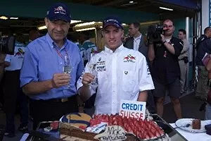 Images Dated 10th May 2001: Formula One World Championship: Nicks birthday celebration in the Sauber pit garage