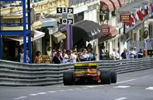 Images Dated 9th January 2001: Formula One World Championship: Nigel Mansell Ferrari 641 heads for Mirabeau