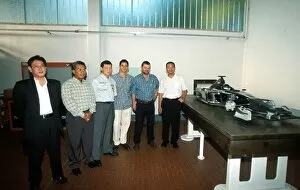 Images Dated 25th August 2001: Formula One World Championship: Representatives from Magnum and the Malaysian government visit