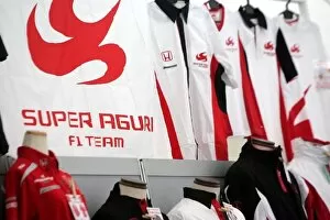 Fuji International Speedway Gallery: Formula One World Championship: Super Aguri merchandise