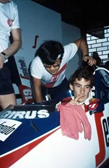 Images Dated 28th February 2002: Formula One World Championship: Tetsuo Tsugawa talks with Ayrton Senna Toleman TG183B prepares for