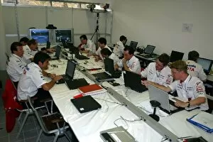 Images Dated 1st April 2004: Formula One World Championship: Toyota engineers at work