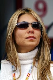 Images Dated 7th May 2004: Formula One World Championship: The wife of Jeff Gordon Hendrick Motorsports DuPont Chevrolet
