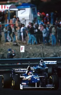 Damon Hill 1996 Collection: Formula One World Championship: Winner Jacques Villeneuve Williams FW18 leads team mate Damon