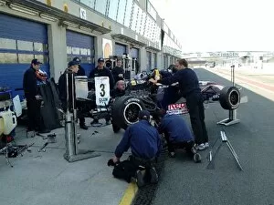 German Formula Renault: Team Motopark Academy work on the car before qualifying