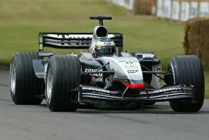 Images Dated 27th June 2004: Goodwood Festival of Speed: Pedro de la Rosa McLaren Mercedes MP4 / 17