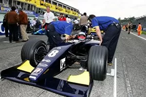 Images Dated 23rd April 2005: GP2: Adam Carroll Supernova on the grid: GP2, Rd 1, Race One, Imola, Italy, 23 April 2005