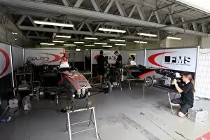 GP2 Asia Series: The FMS International garage