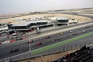 Gp2 Asia Series Gallery: GP2 Asia Series: The start of the race: GP2 Asia Series, Rd1, Race Two, Dubai Autodrome, Dubai
