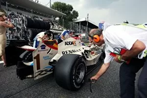 GP2 Series: Vitaly Petrov Barwa Addax Team on the grid