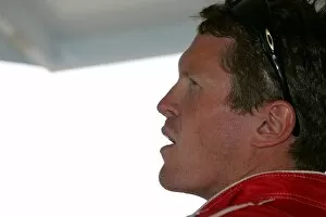 Images Dated 21st August 2005: Indy Racing League: Scott Dixon waits to qualify for the Honda Indy 225