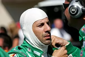 Images Dated 30th July 2005: Indy Racing League: Tony Kanaan gets ready to qualify for the Firestone Indy 400