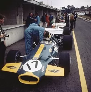 Images Dated 19th May 2014: Jack Brabham, Brabham BT33 in the pits: British Grand Prix, Brands Hatch 1970