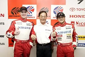Japanese GT Championship: L-R: The 2004 Japanese GT Champions - Richard Lyons and Satoshi Motoyama