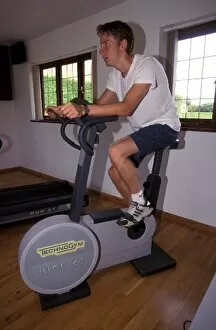 House Gallery: Jenson Button Lifestyle: Jenson Button works out in the gym