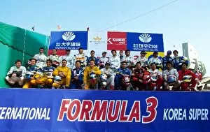 Images Dated 15th February 2005: Korea Formula Three Superprix: Korean Formula 3 Superprix, Changwon Circuit, Korea, 25 November 2001