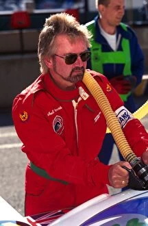 Pit Stop Gallery: Le Mans 24 Hours: Noel Edmonds Practices his refuelling role with Panoz
