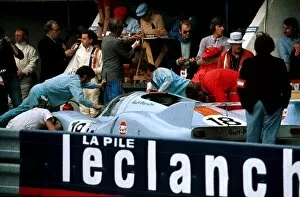 Le Mans 24 Hours: Pedro Rodriguez / Jacky Oliver John Wyer Automotive Porsche 917L failed to finish
