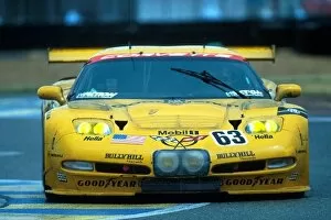 Images Dated 18th June 2001: Le Mans 24 Hours: Ron Fellows, Scott Pruett, Johnny O├òConnell survived the wet conditions to