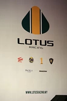Images Dated 12th February 2010: Lotus T127 Launch: The Lotus logo: Lotus T127 Launch, Royal Horticultural Halls, London