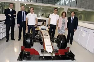 Factory Gallery: Mayor of Madrid HRT Formula One Team Factory Visit, Madrid, Spain, 18 May 2012