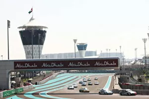 Yas Marina Circuit Gallery: Porsche GT3 Championship, Race 2, Yas Marina Circuit, Abu Dhabi, UAE, Sunday 13 November 2011