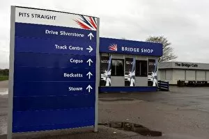 Images Dated 29th October 2004: Silverstone Circuit Feature: Silverstone Circuit