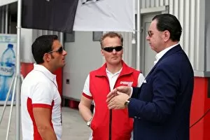 Speedcar Series Gallery: Speedcar Series: Gianni Morbidelli talks with Johnny Herbert and Luciano Secchi WIND Group