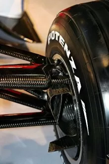 Images Dated 16th January 2006: Toyota TF106 Launch: TF106 front suspension and wishbone detail