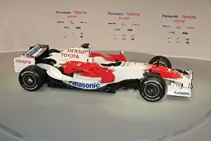 Images Dated 10th January 2008: Toyota TF108 Launch: The new Toyota TF108