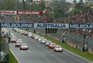 Images Dated 3rd March 2002: V8 Supercar 2002 AGP : The V8 Supercars line up on the grid for the start of race 3 at