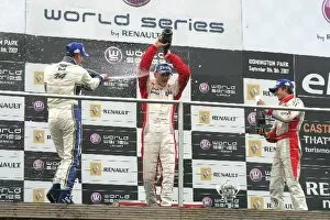 World Series By Renault Gallery: World Series by Renault: Guillaume Moreau KTR 2nd, James Walker Fortec 1st